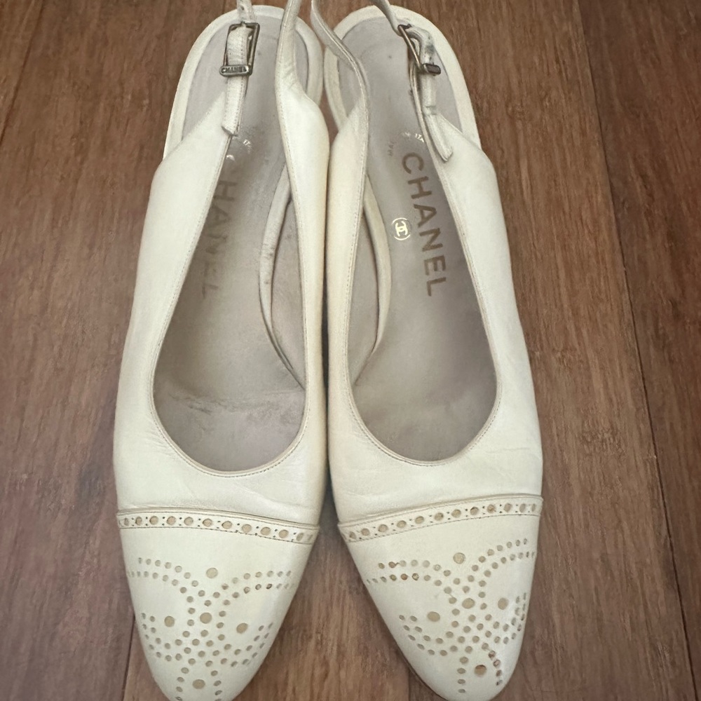 Vintage Chanel slingback heels